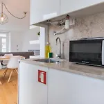 Lovelystay - Lusitano's Heart 2bdr In Alfama Apartman