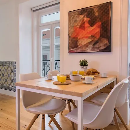 Lovelystay - Lusitano's Heart 2bdr In Alfama