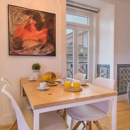 Lovelystay - Lusitano's Heart 2bdr In Alfama