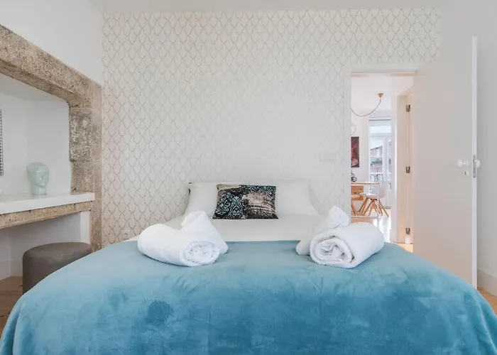 Lovelystay - Lusitano's Heart 2bdr In Alfama Apartament *