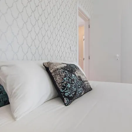 Lovelystay - Lusitano's Heart 2bdr In Alfama Lisbon